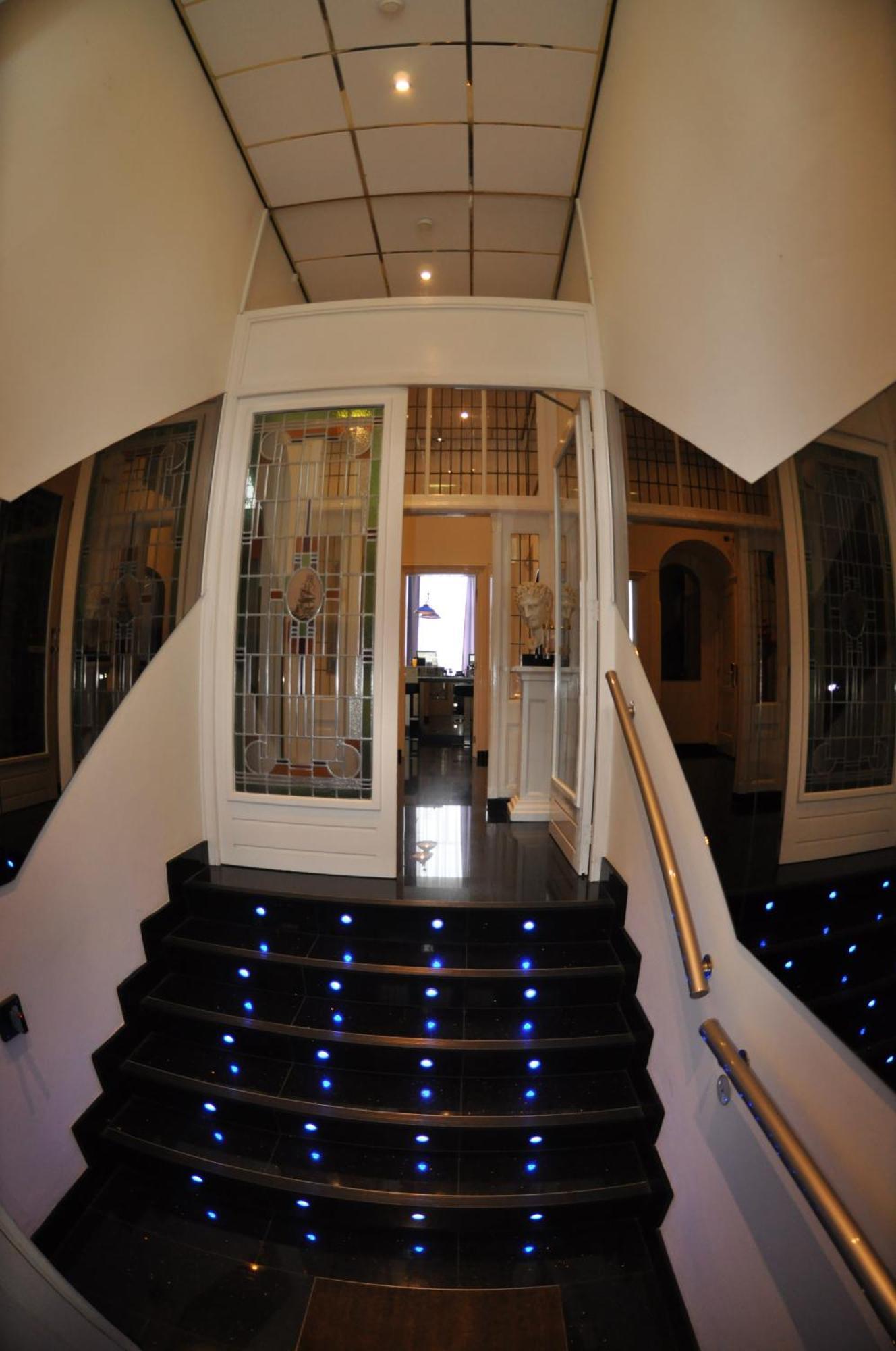 Budget Hotel Le Beau Rivage Middelburg Eksteriør billede